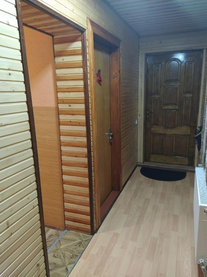 V Ulyanu Hotel Яремче Екстериор снимка