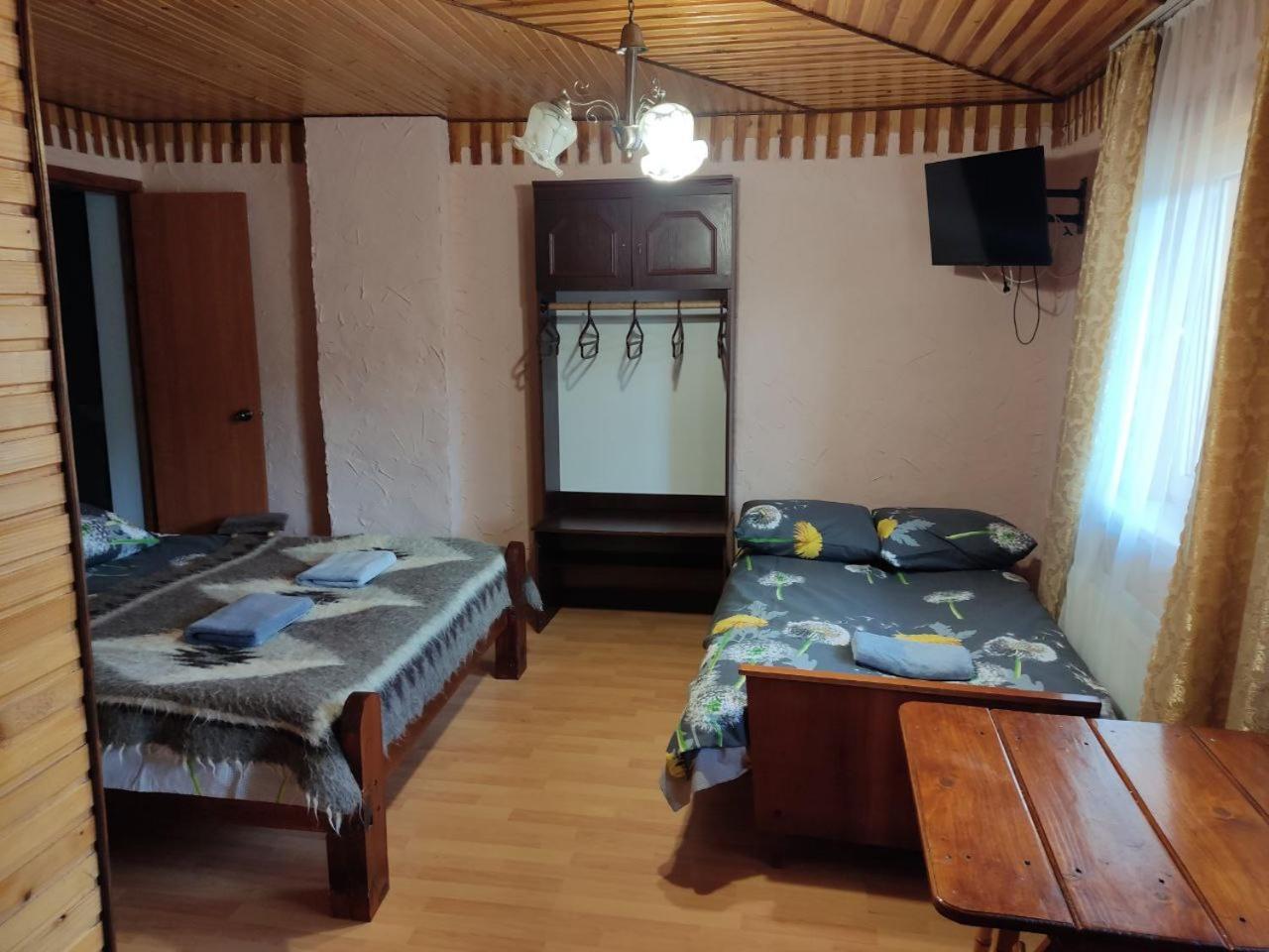 V Ulyanu Hotel Яремче Екстериор снимка
